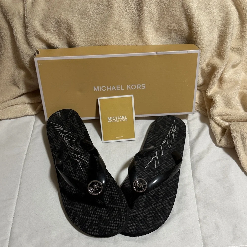 Michael Kors Black Flip Flops - Picture 2 of 2